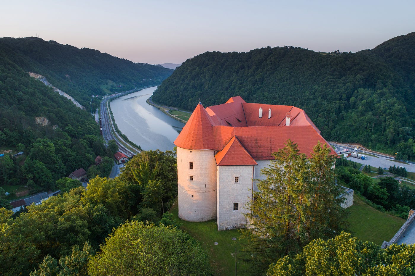 Fonte: https://www.visitkrsko.com/en/