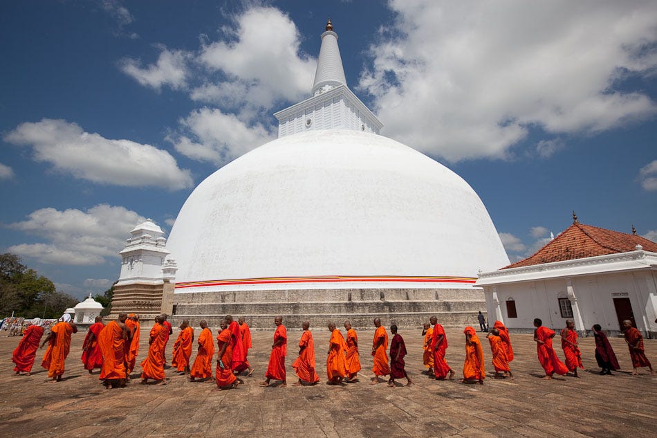 Comparison: Oxford Traditional Architecture and Theravada Buddhist