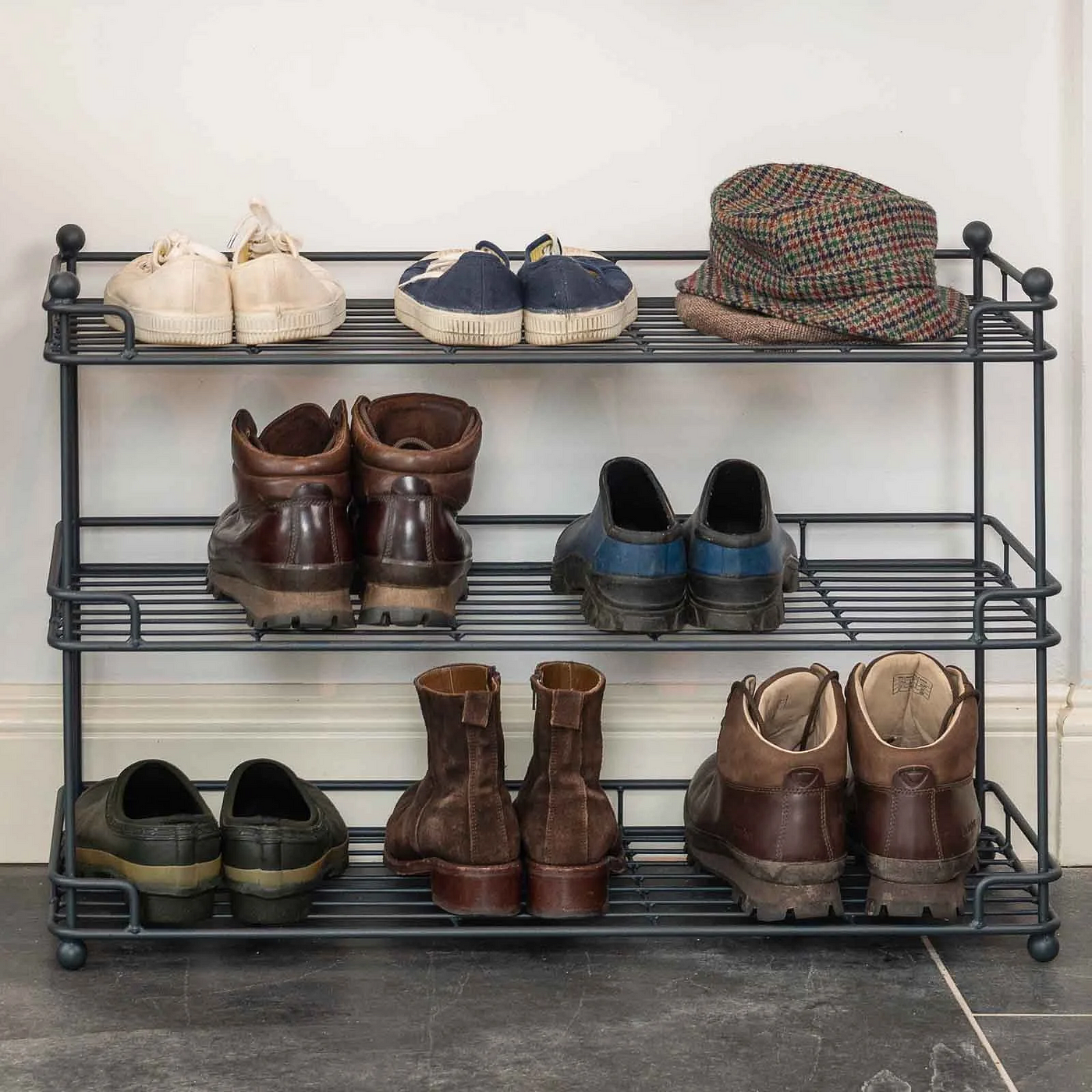 10 Garage shoe storage ideas that promote the full utility of