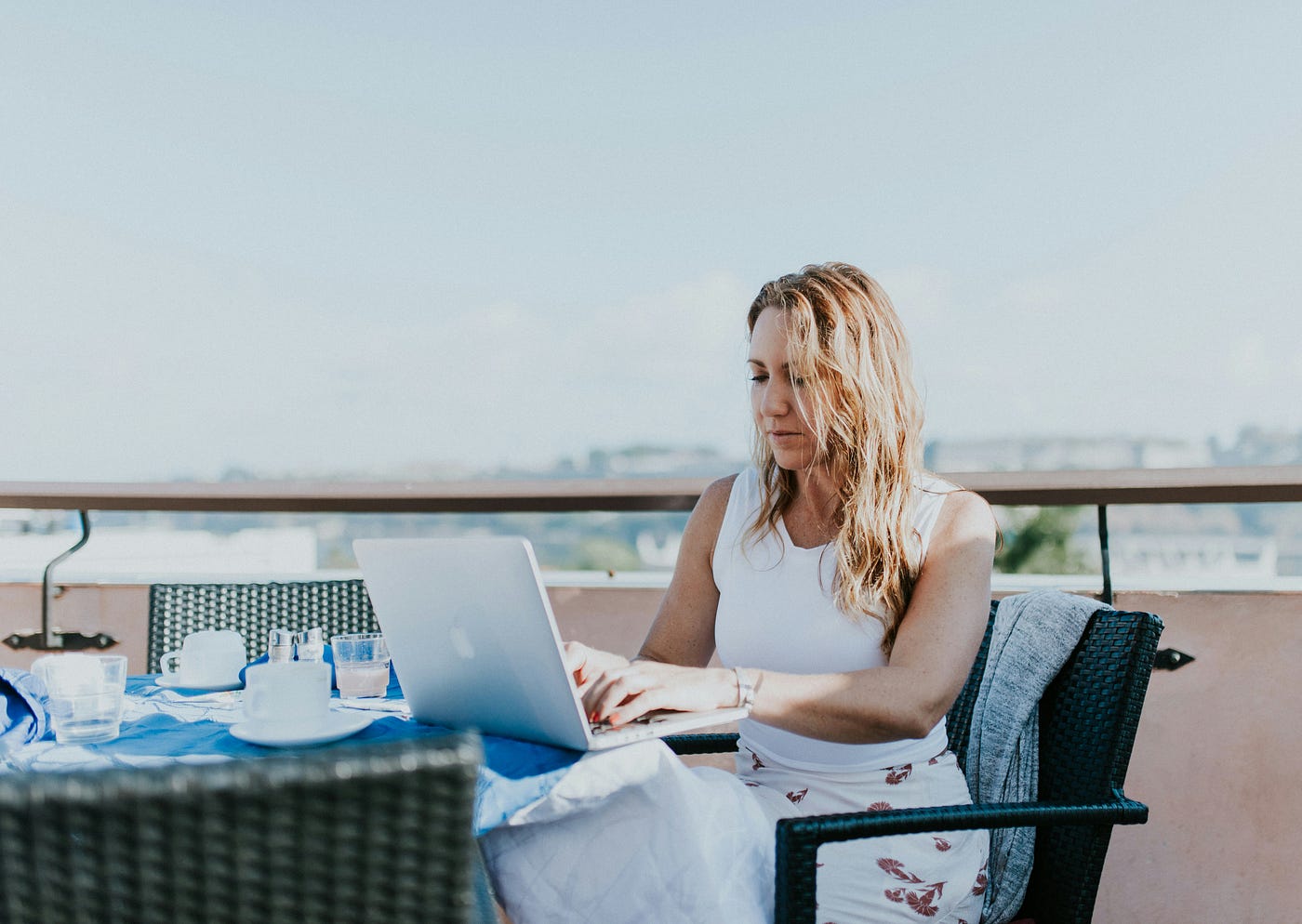 How to Spot a Digital Nomad Who’s Serious About Dating - Common Challenges in Dating as a Digital Nomad