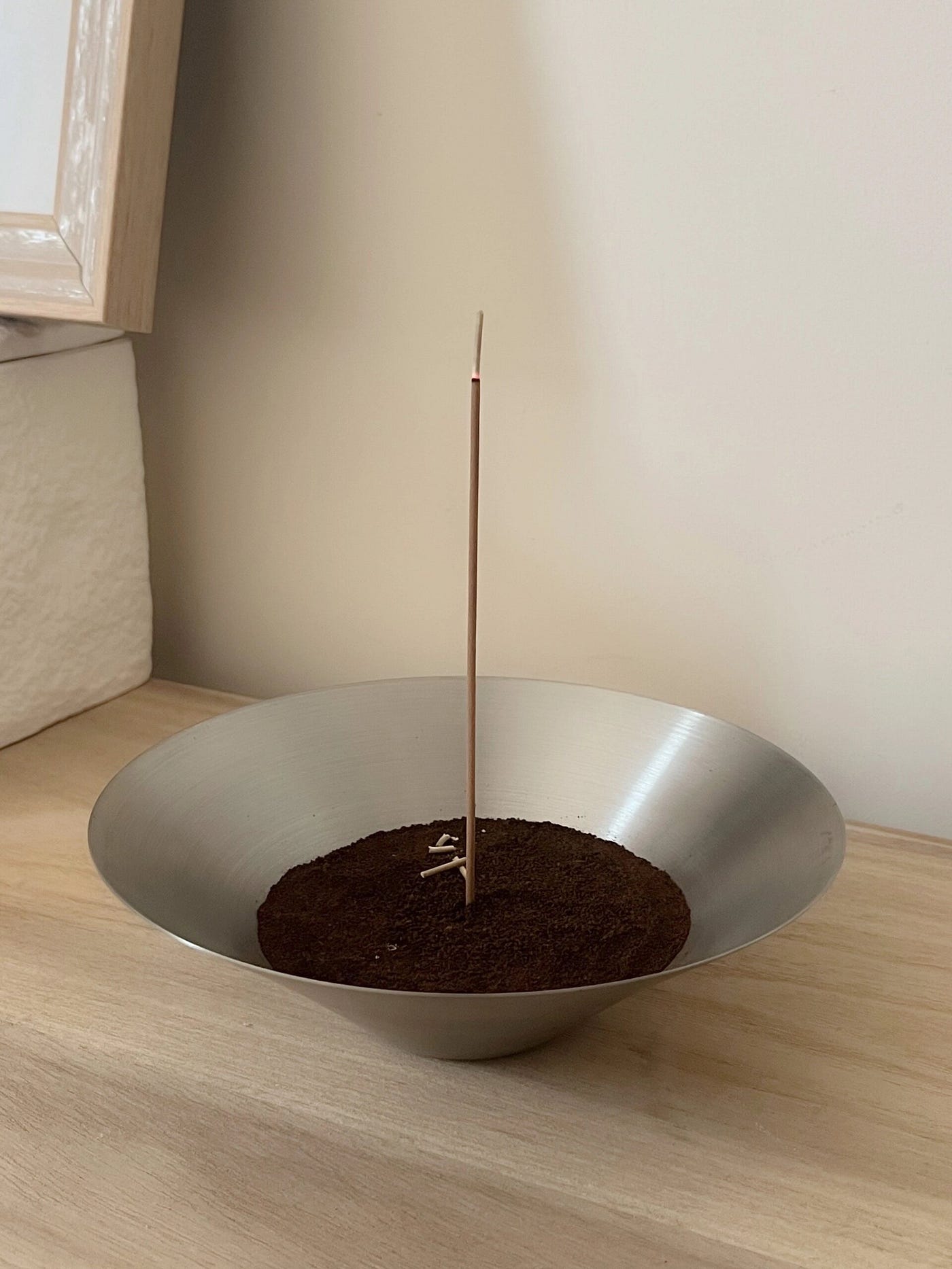 INCENZO ALL Natural Incense with Modern Incense Holder and Coffee Ashes