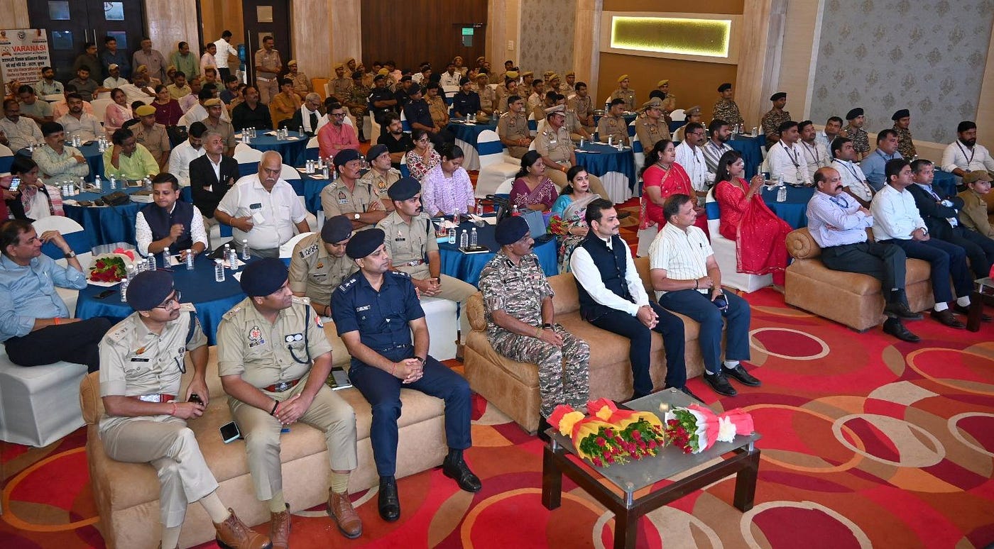 Audience including dignitaries, advocates, scholars, and police personnel attentively participating in the Hindustan Shaurya Samman 2025, a celebration of courage, service, and dedication to the rule of law.