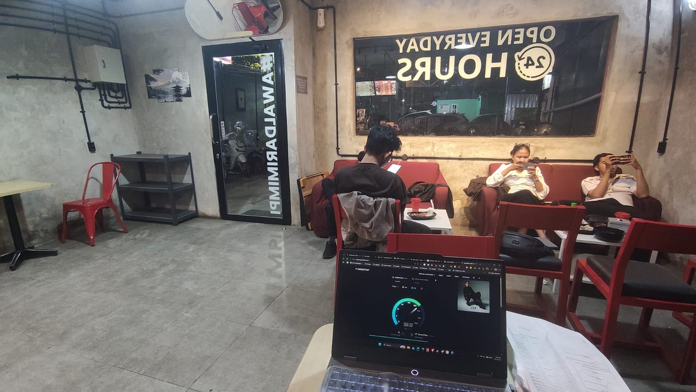 REVIEW CAFE BUAT WFC #9- AMIKO SPACE