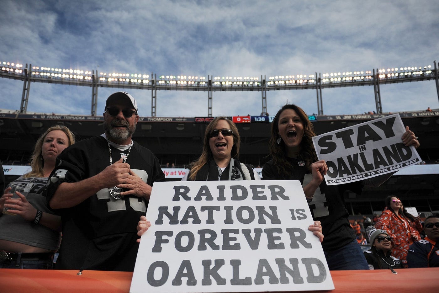 Stay In Oakland!