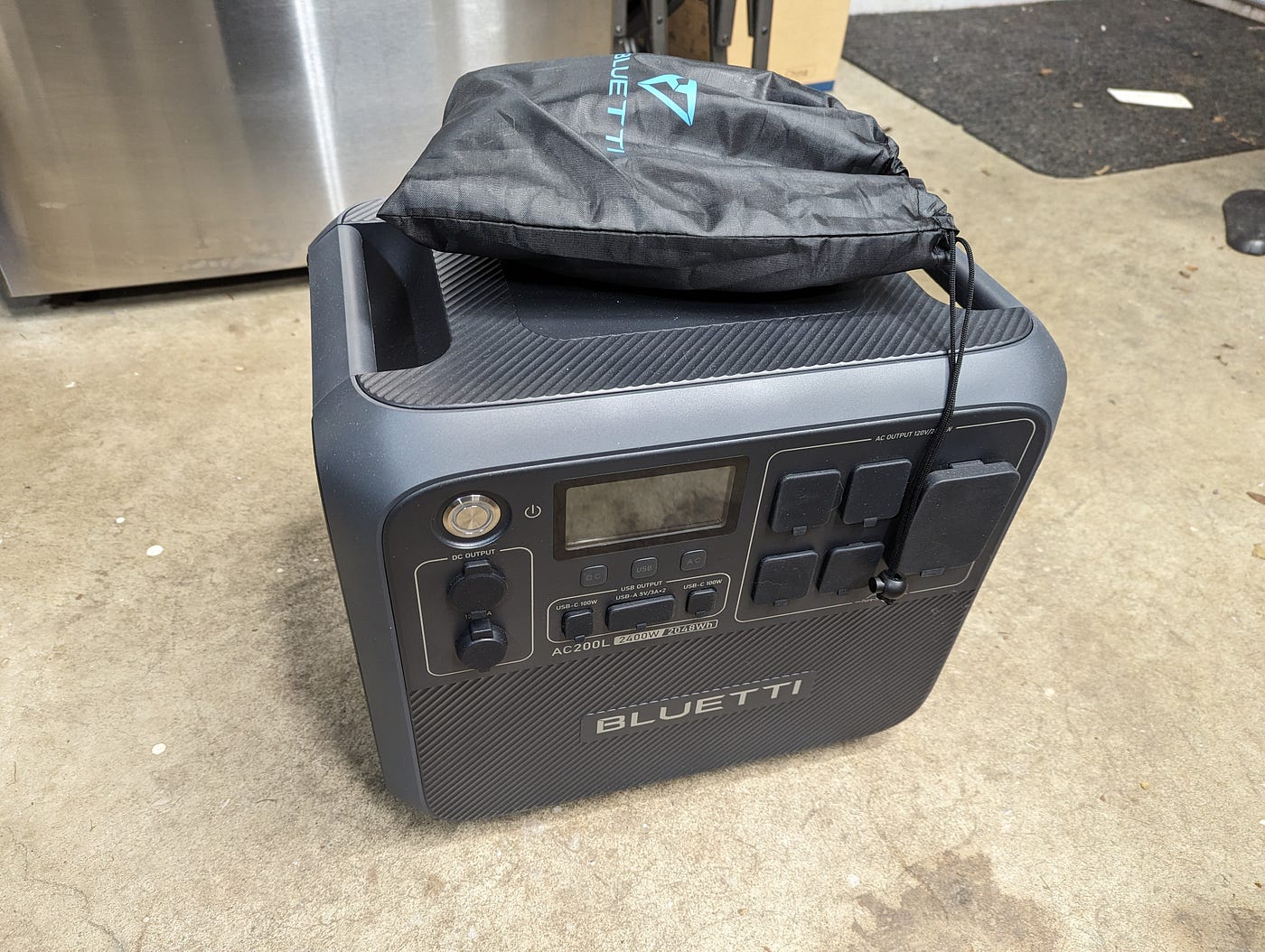 Bluetti AC200L: My Review. Is it the Best Choice for Emergency | by  Michael Major | Major Reviews | Medium