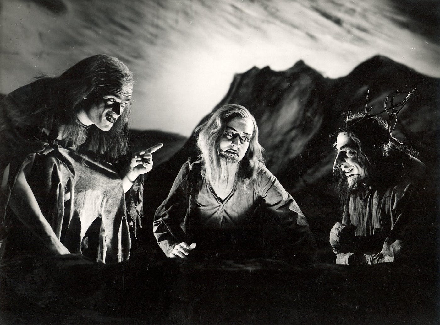The Real Witchcraft That Haunted Shakespeare: How Jacobean Witch
