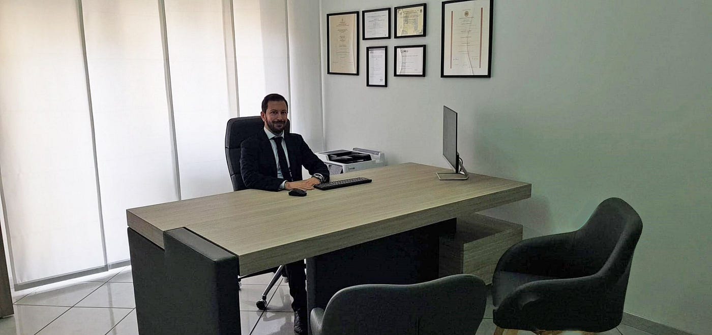 Top Lawyers: Avvocato Francesco Palumbo On The 5 Things You Need To Become  A Top Lawyer In Your Specific Field of Law | by Chere Estrin | Authority  Magazine | Medium