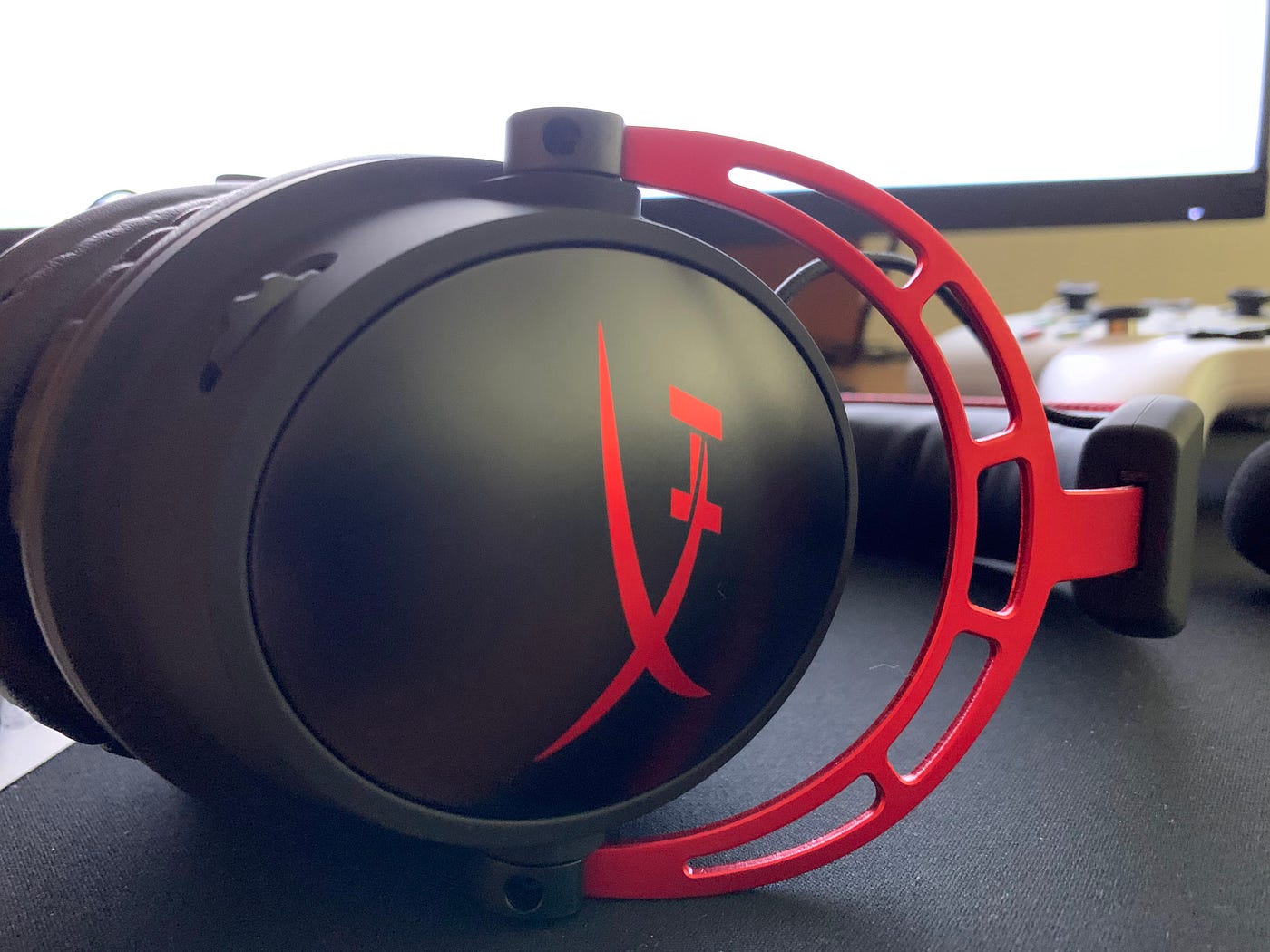 HyperX's Hilarious “Fix” For Their Headset Driver Latency Issues | by Alex  Rowe | Medium