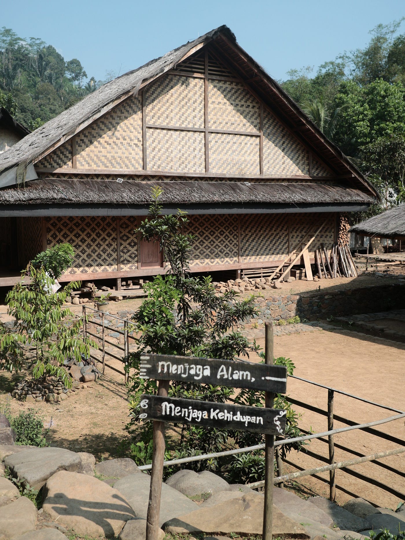 Photo by Agan dan Ibeth (wisubasababaduy)