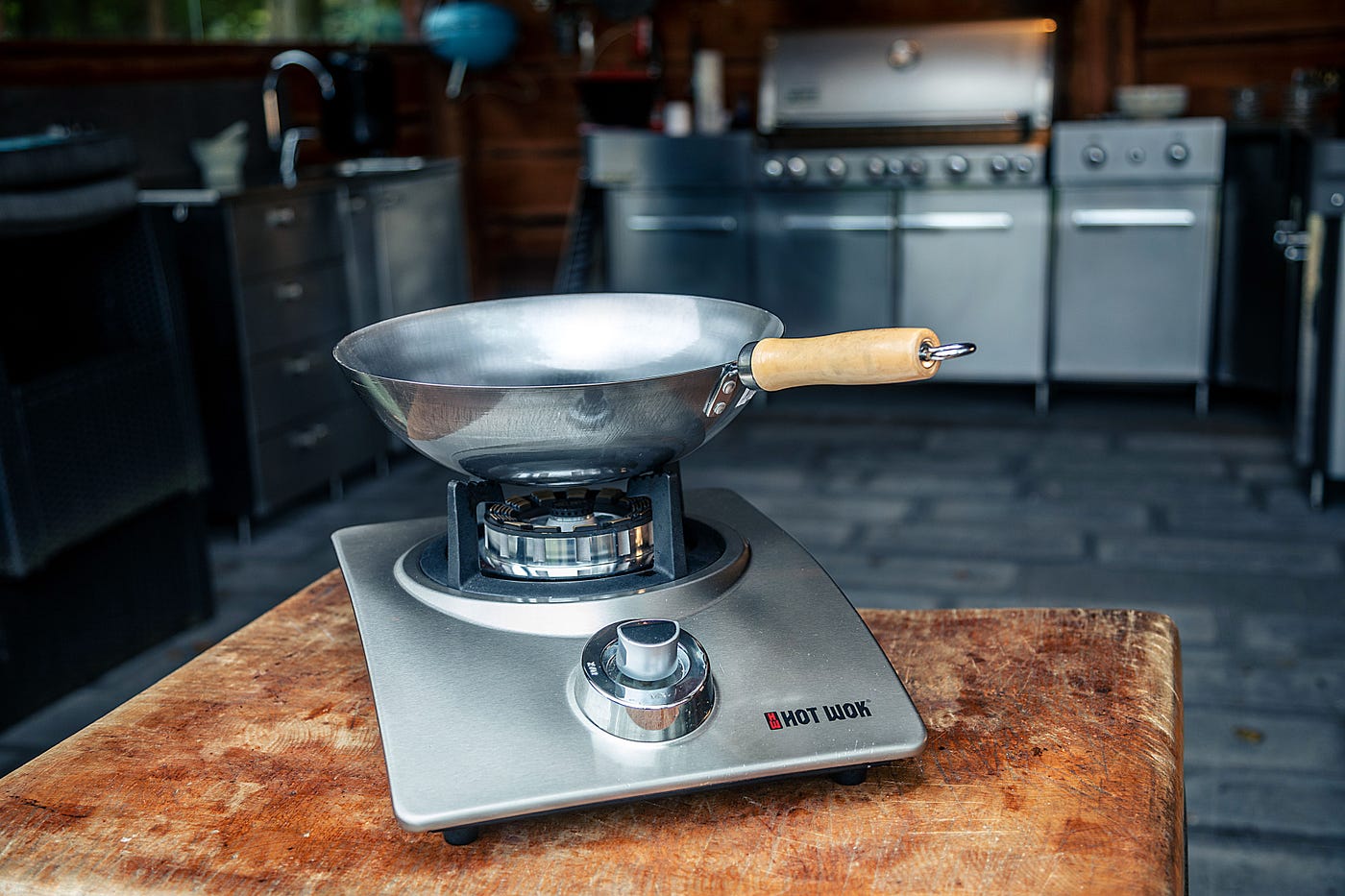 7 Features to Look for in a Wok for Electric Cooking