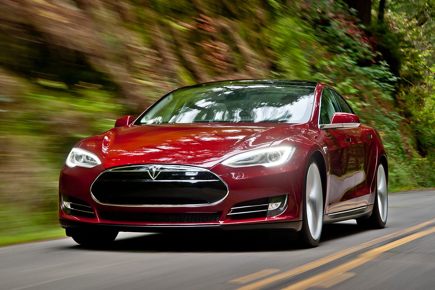 How much does it cost sale to fuel a tesla
