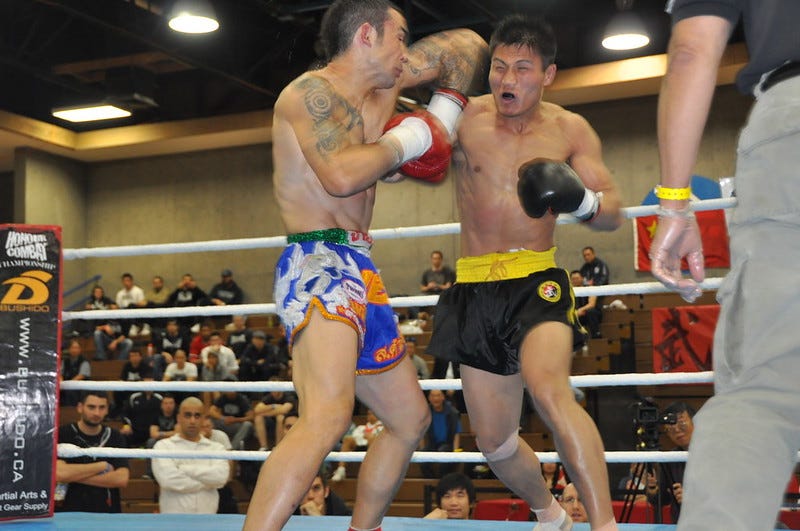 Muay Thai vs Kickboxing: Decoding the Differences