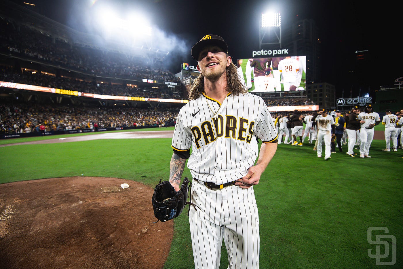 Padres Pics: Padres defeat Dodgers to move onto NLCS - FriarWire