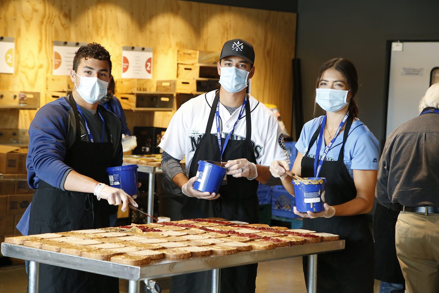 Marco and Monica Gonzales team up with Northwest Harvest for virtual peanut  butter drive, by Mariners PR