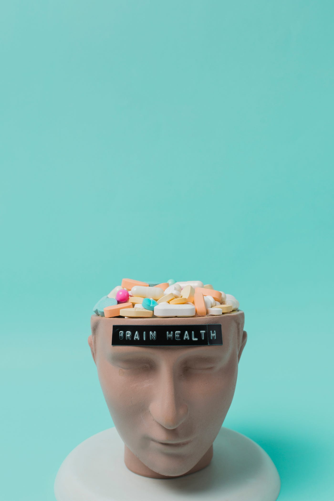 L-Methylfolate VS Methylcobalamin: Which Key Nutrient is Best for Brain Health and Mood Enhancement?