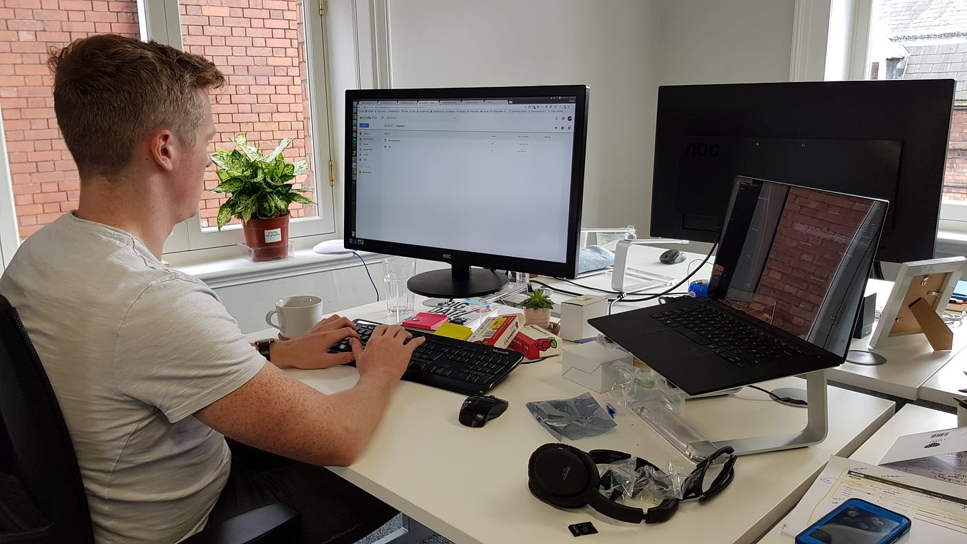 Axonista office