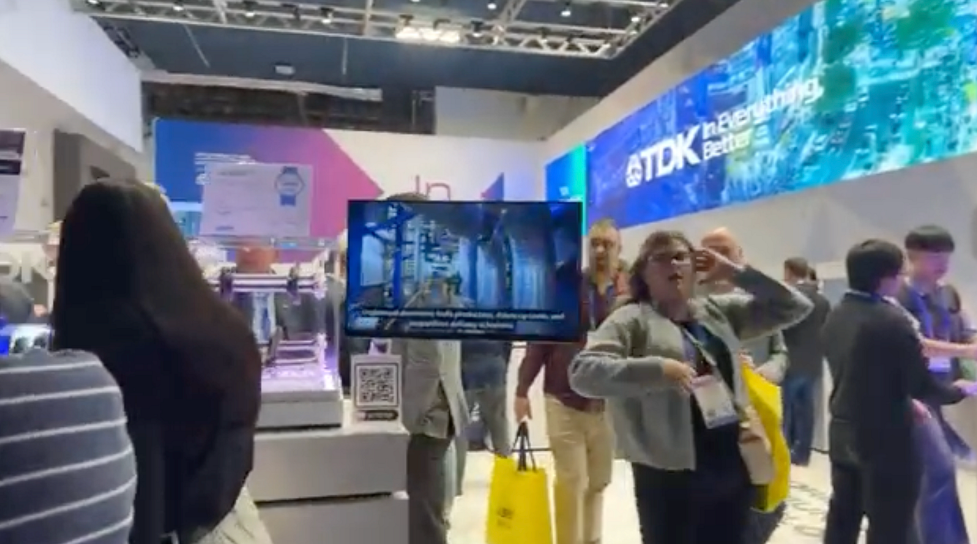 Convergence of AI and Connected devices — BOSCH, Robots, LG Booth, KODAK