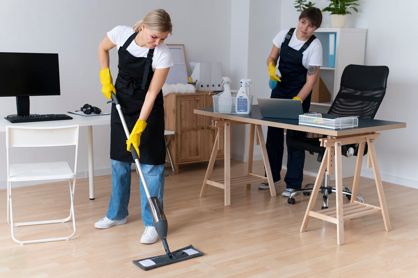 2024 House Cleaning Cost: Average Cost to Hire House Cleaner