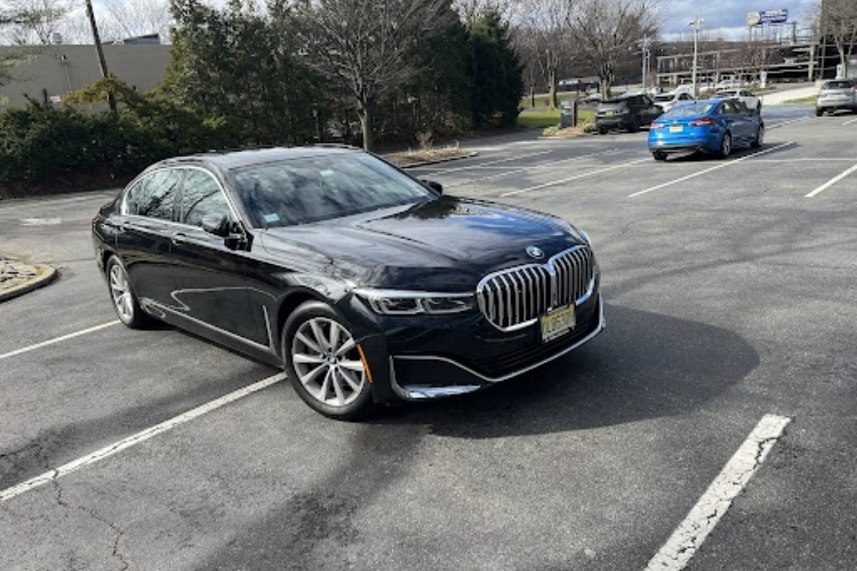 Luxury Transportation in Old Tappan | by Mzsedan | May, 2025 | Medium