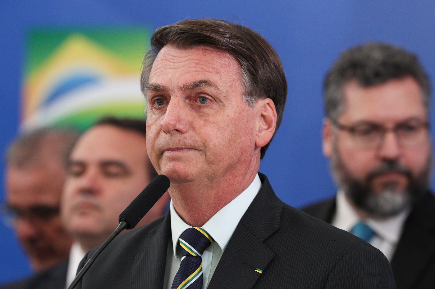 É preciso dar nome aos bois