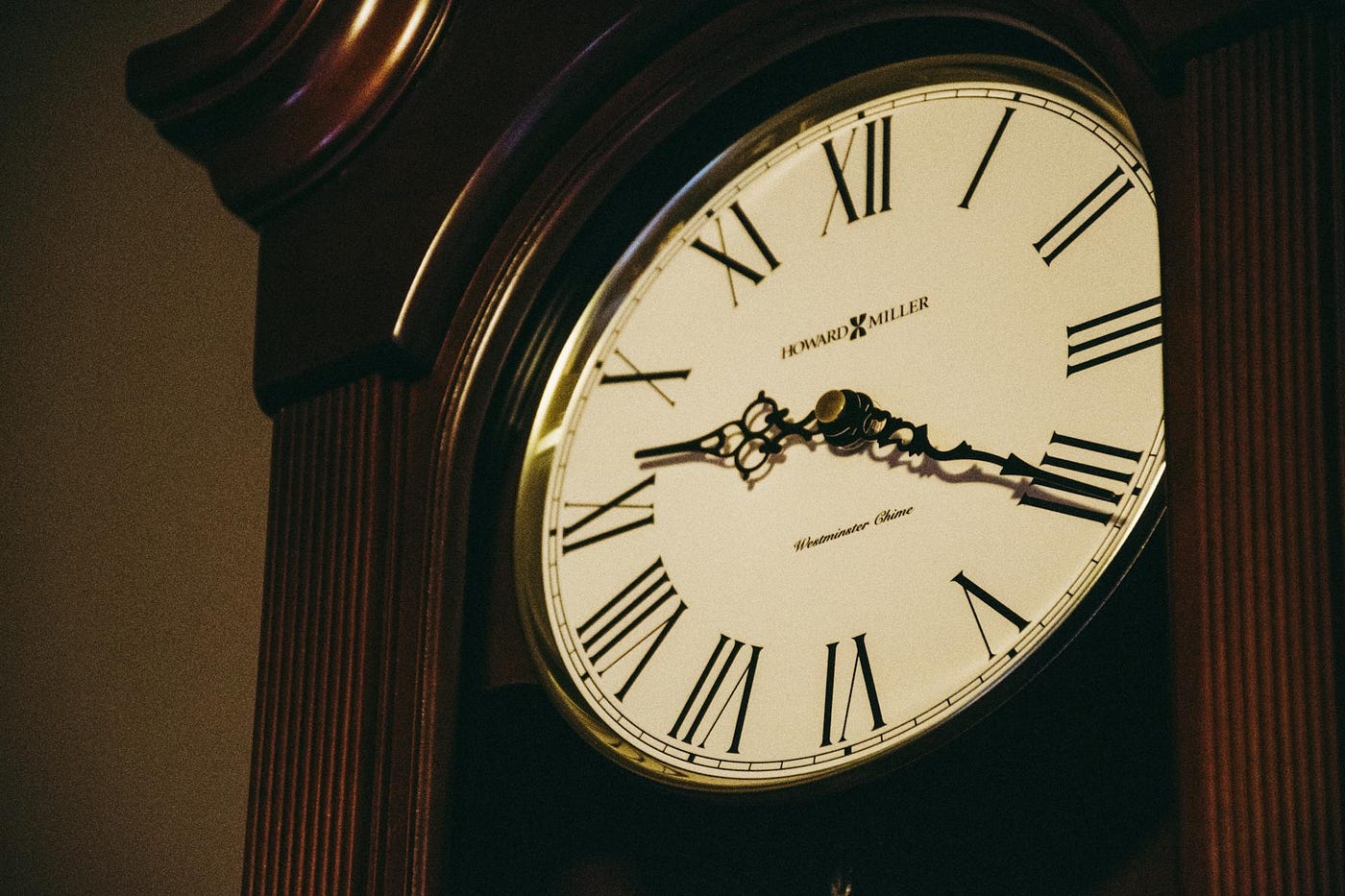 The Timeless Appeal of Grandfather Clocks: A Complete Guide for Modern Homes
