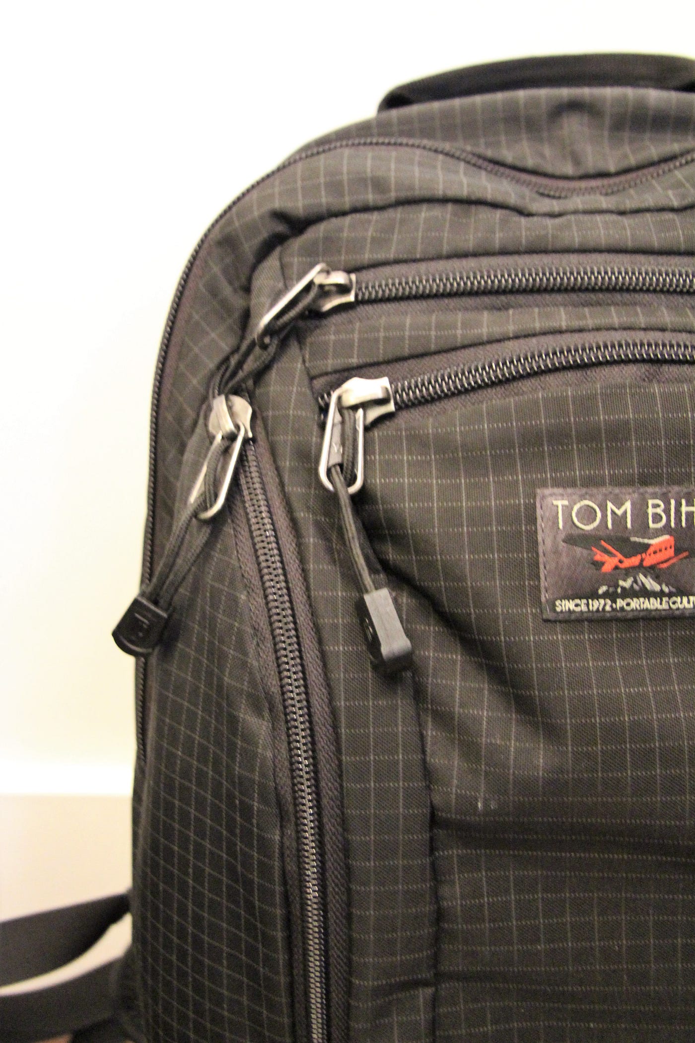 Tom Bihn Synapse 19 — Comprehensive Review | by Geoff | Pangolins