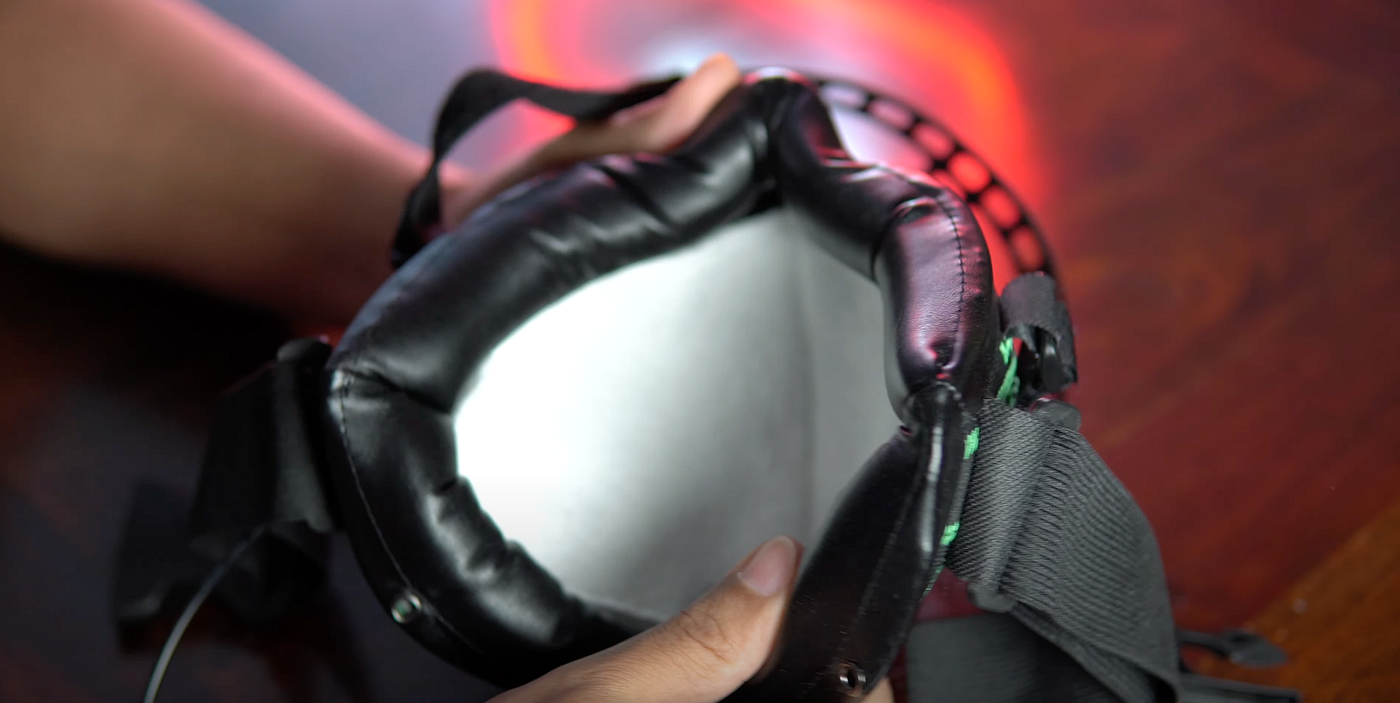 Phasma got a soft cushion for touching the skin