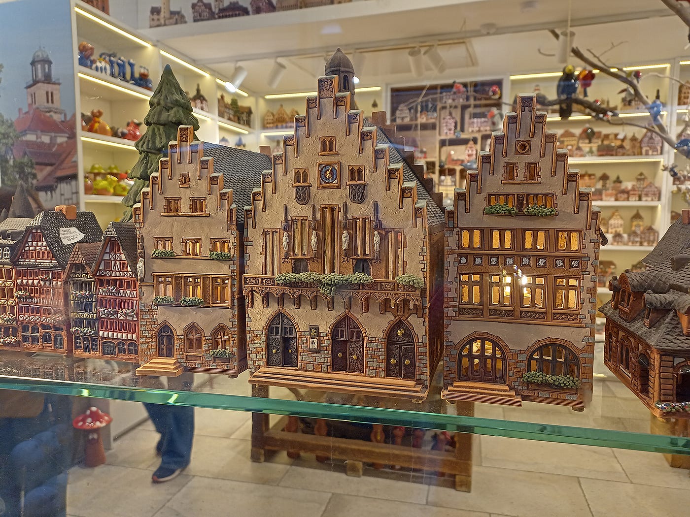 A ceramic “Römer” to take home. Frankfurt am Main, Germany. Photo by author