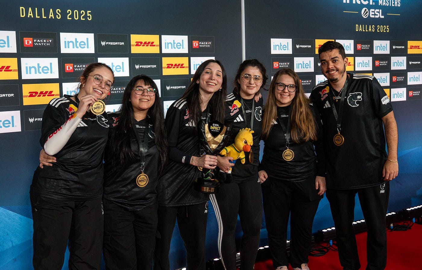 FURIA é Campeã Mundial Feminino de CS2 pela primeira vez na história