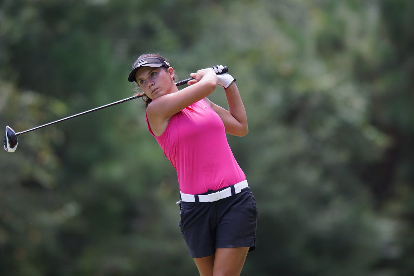 Womens Golf Apparel For Comfort And Functionality
