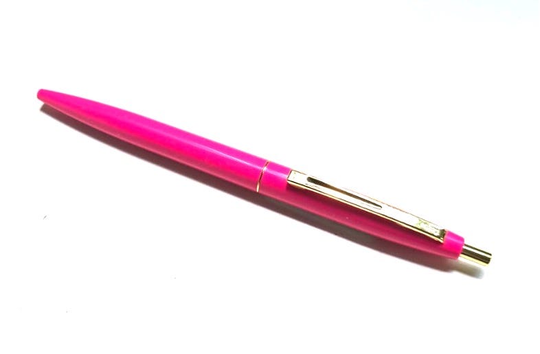 BiC Japan Clic Gold Ballpoint Pen: Ordinary, not! | by Eugene Lee