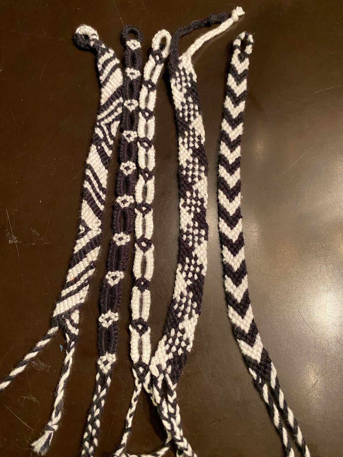 Searching for braided friendship bracelet patterns? Maybe this