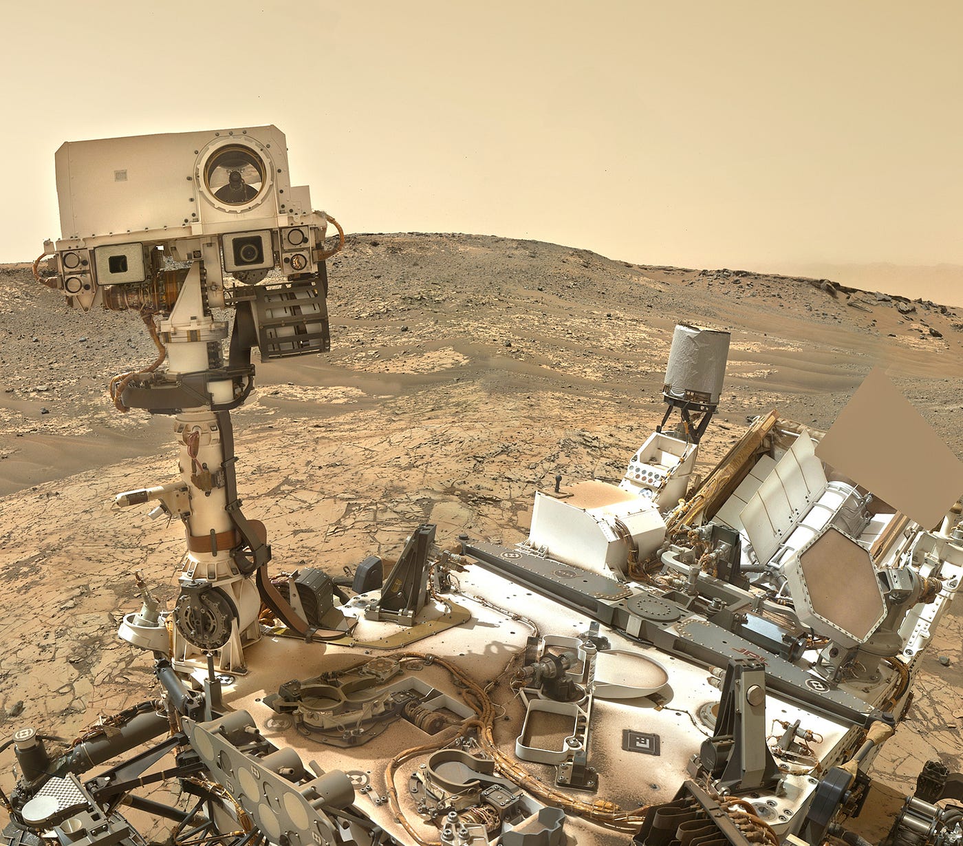 Марсоход curiosity. Марс кьюриосити. снимки марса кьюриосити. снимки марсохода кьюриосити.