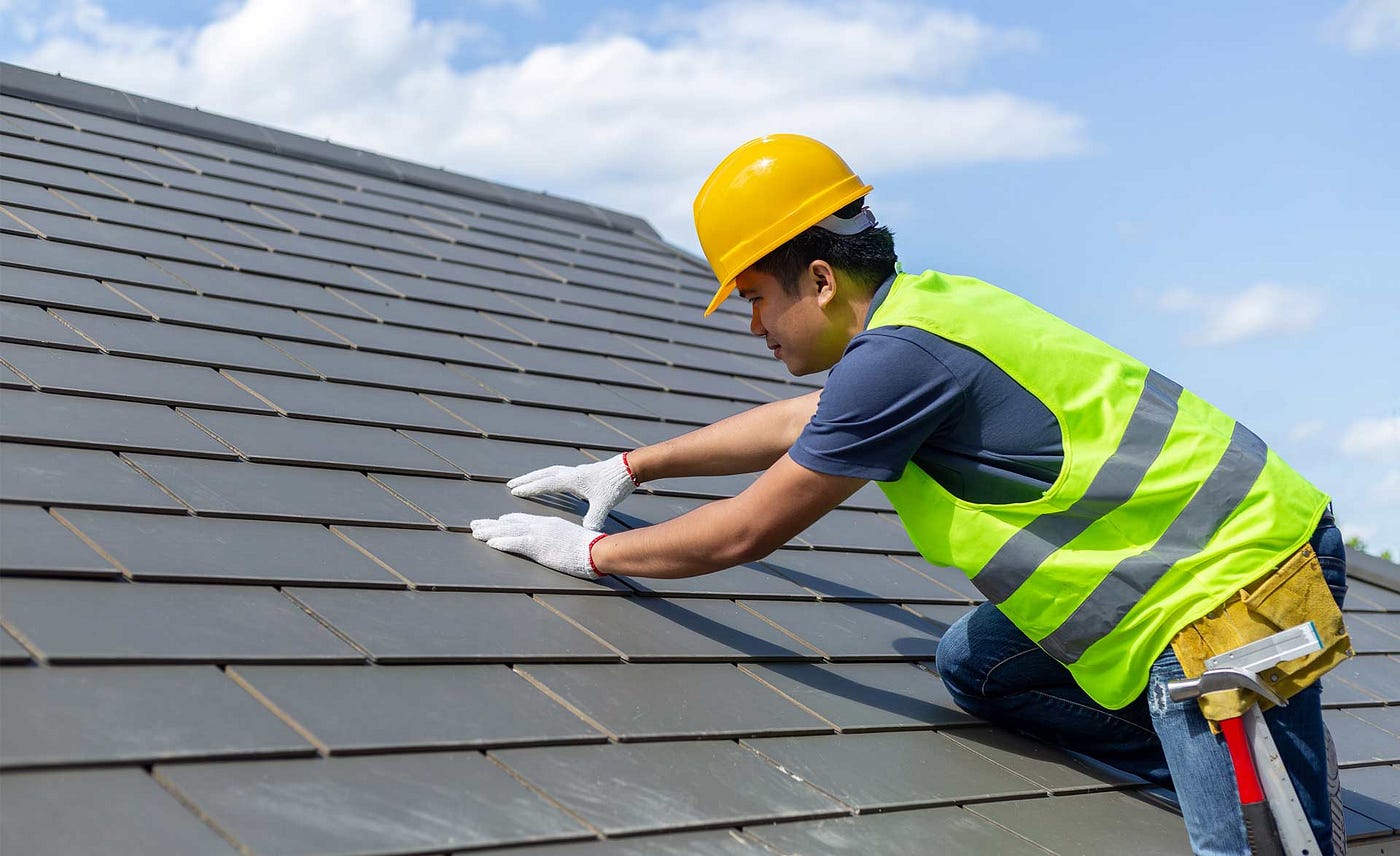 Everything Homeowners Should Know About Roofing Contractors in Islip, New York