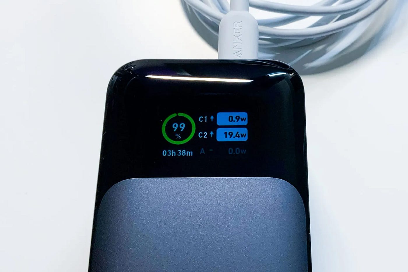 スマホアクセサリー Anker 737 Power Bank(PowerCore 24K) Anker 737 Power Bank (PowerCore 24K) - Anker US
