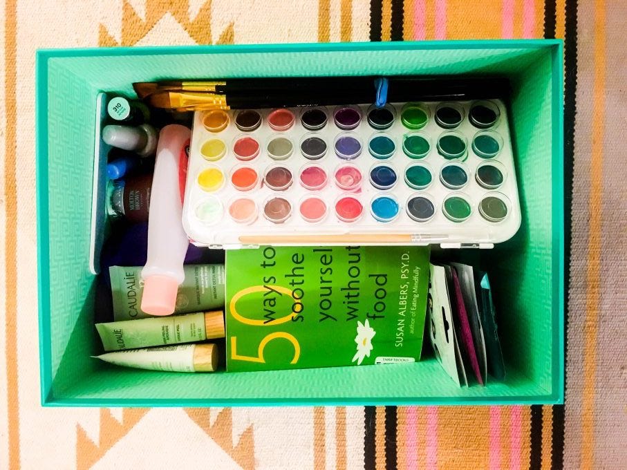 Make An On-The-Go Art Kit for Travel - Creativity in Therapy