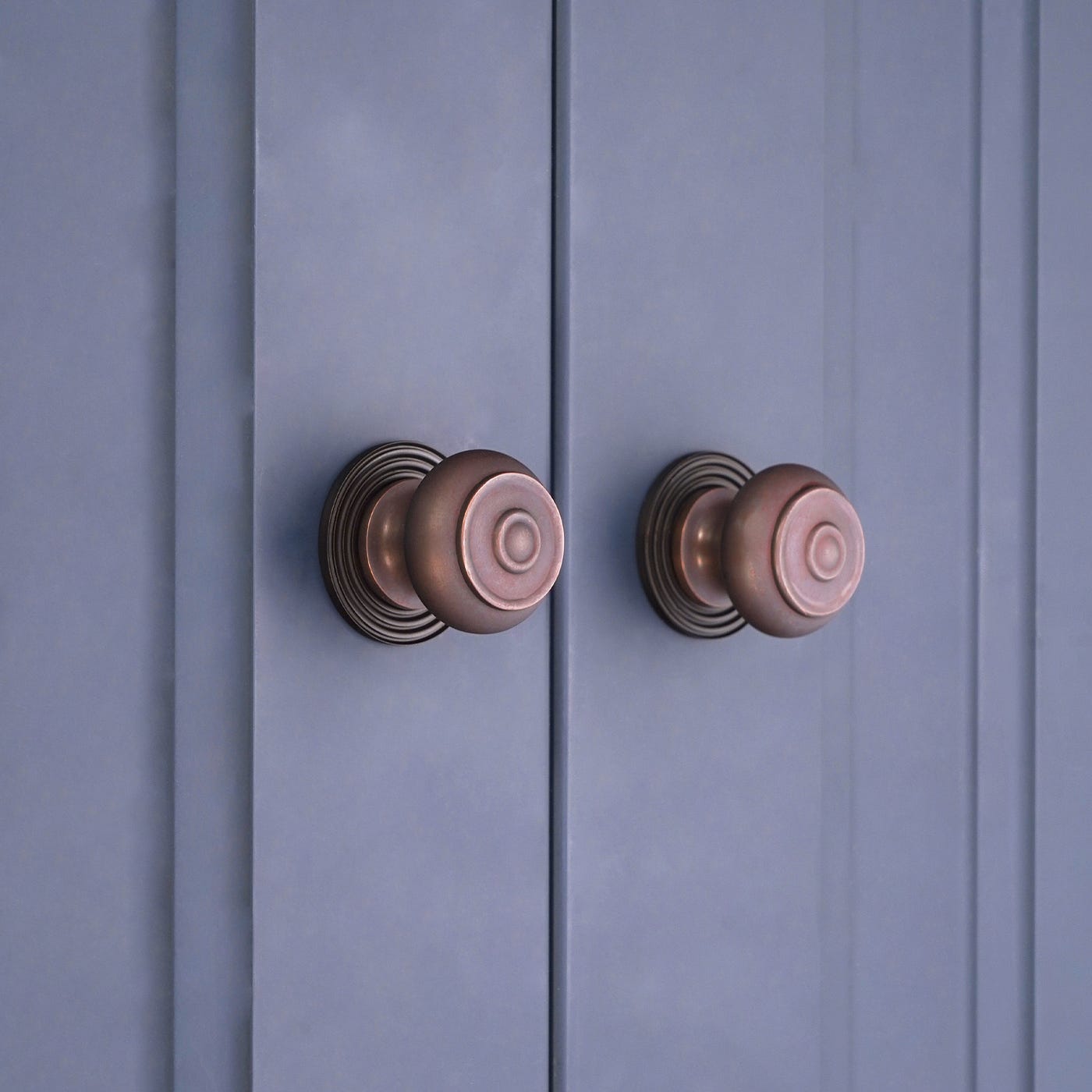 Spira Brass Bloxwich Cupboard Knob With Backplate