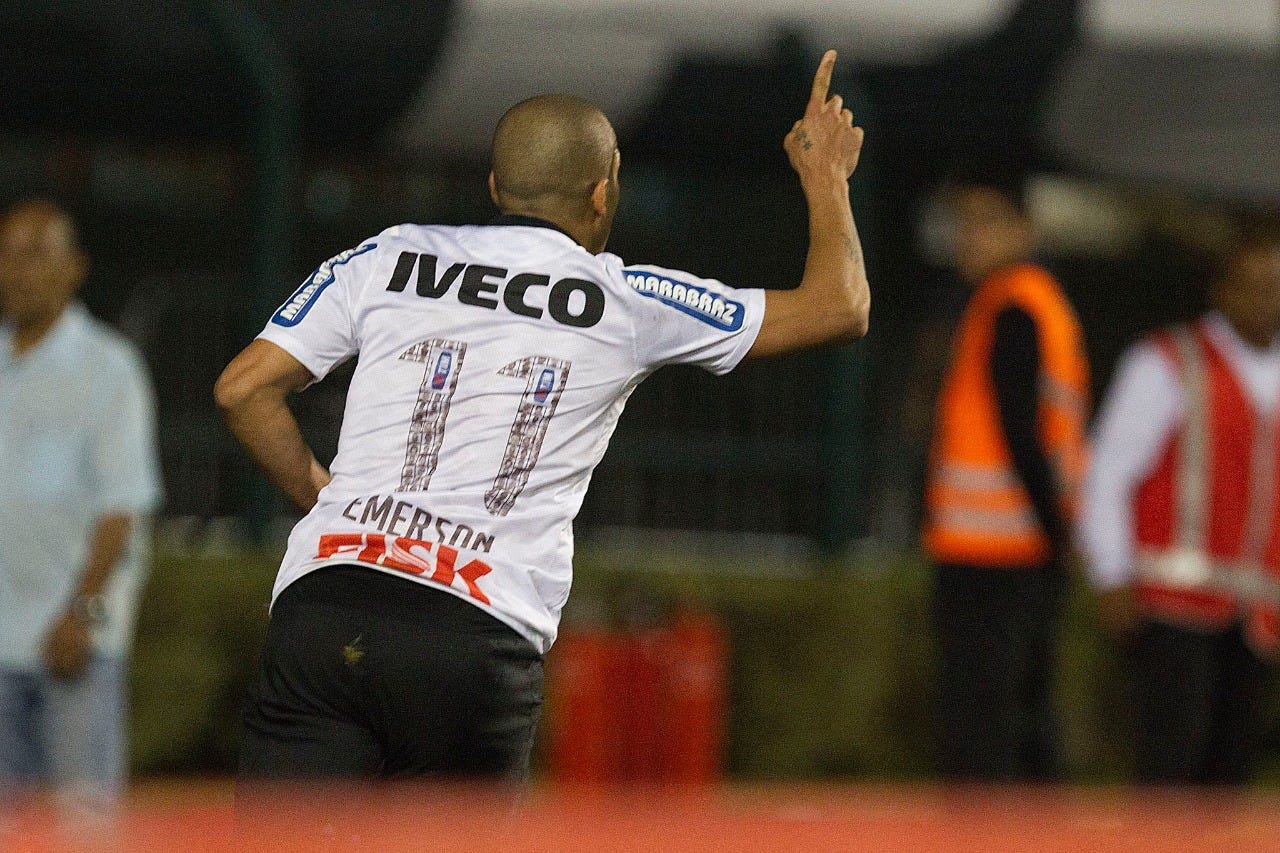 O maior jogador da história do Corinthians. Saudosismo é lindo e