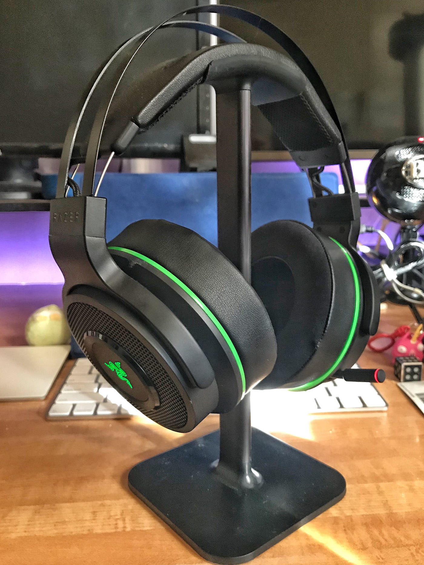 vertel het me Het is goedkoop Winderig Razer Thresher Xbox Headset Review | by Wireless Discovery | Medium