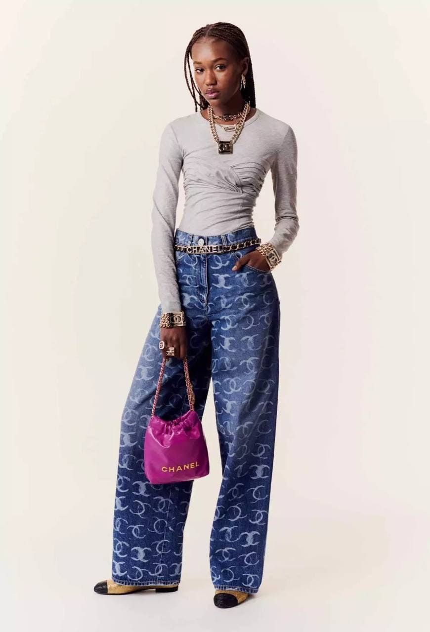 Current fashion obsession: Chanel jeans - SELESTA - Medium