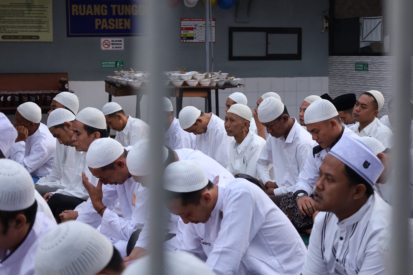1.052 Narapidana dan Anak Binaan Terima RK dan PMP Khusus Waisak Tahun 2026