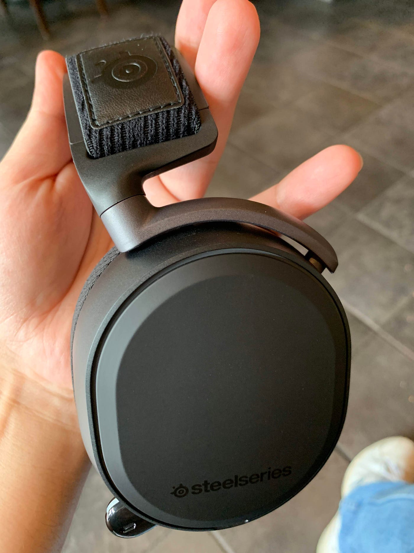 SteelSeries Arctis Pro Wireless Review: Master of All? | by Alex Rowe |  Medium