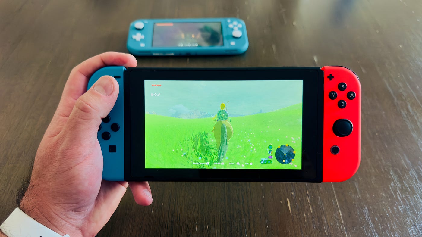 Nintendo Switch vs. Switch Lite. My comparison of the modular versus…, by  Paul Alvarez