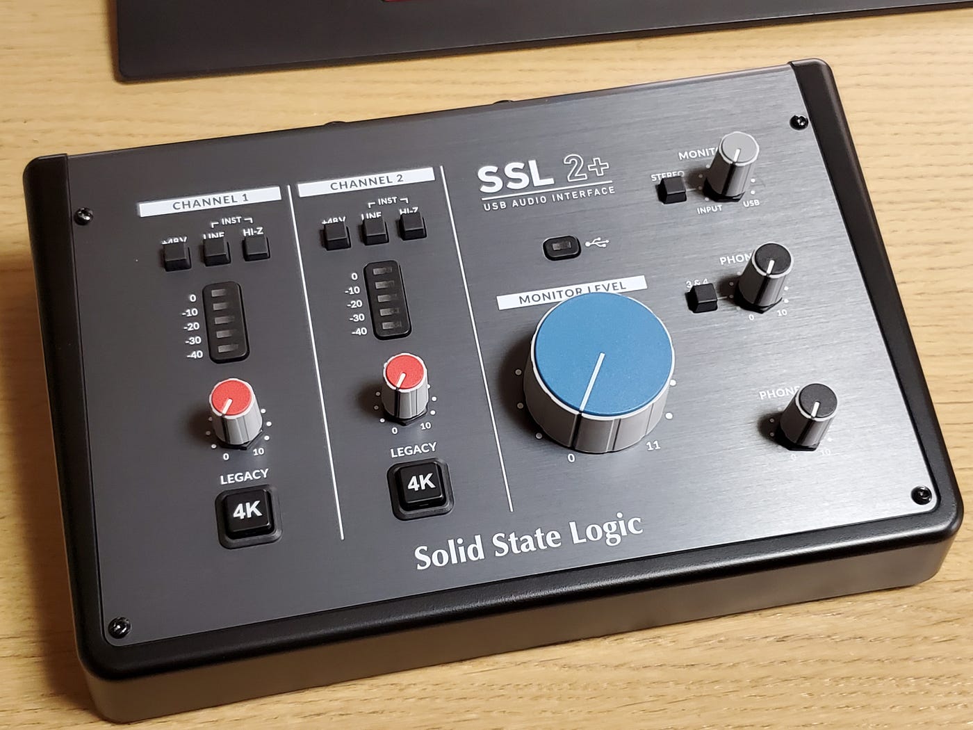SSL 2+には軽くエージングが必要だった。というかHDでもヤスタカ