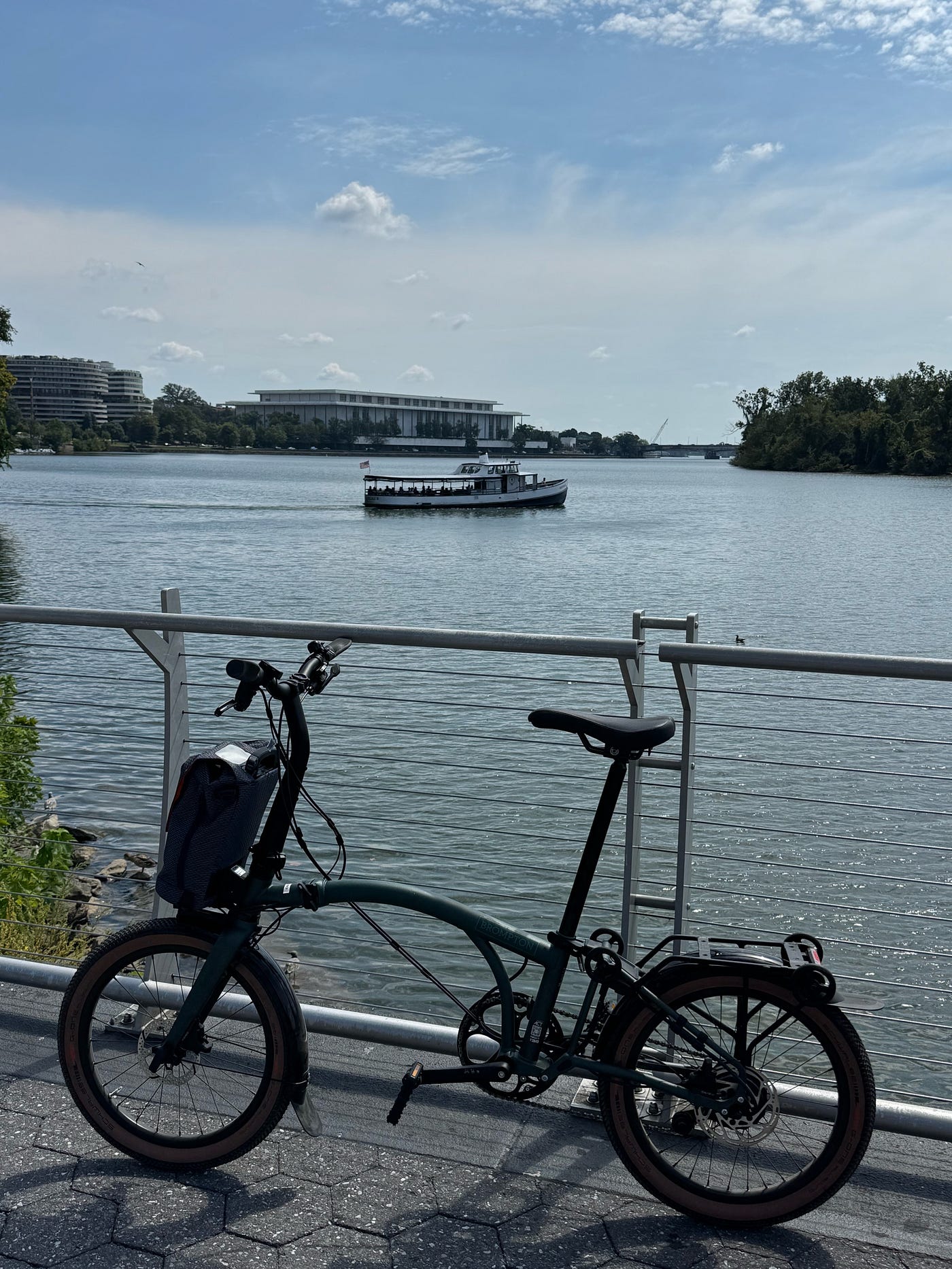 Brompton G-Line Electric Impressions After 24 Hours | by Antoine RJ Wright  | Medium