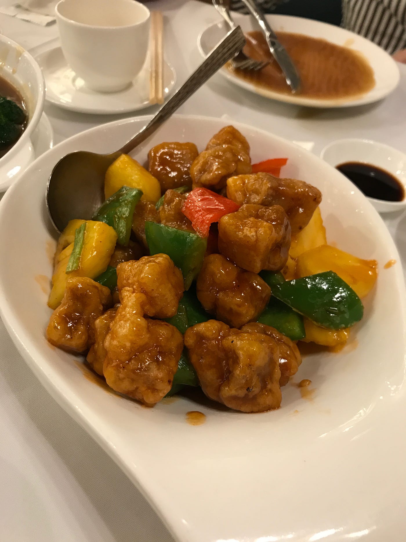 香港滞在で日本人として通いたくなる店. ①衝撃を受けた中華料理（広東