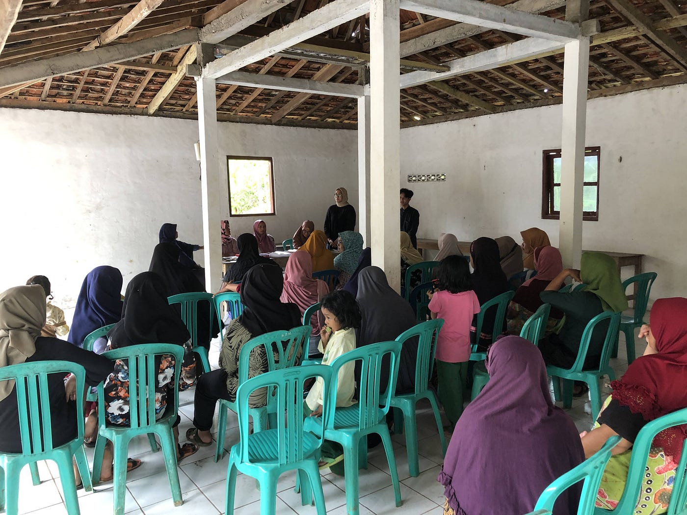 Pengolahan Daun Kelor Guna Menarik Antusiasme Warga Melalui Sosialisasi Ibu-Ibu PKK