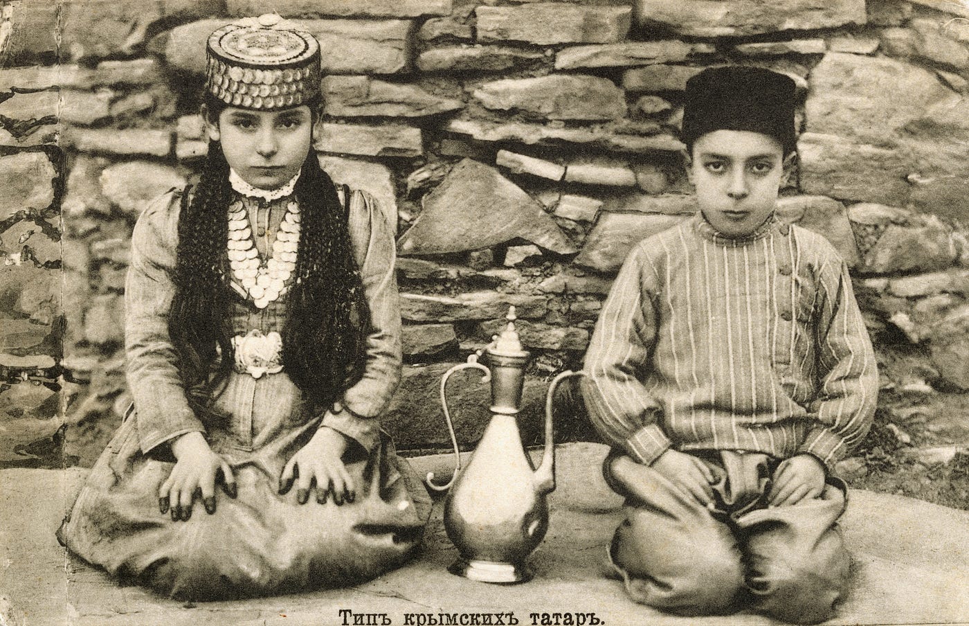 Татары национальный костюм татаров. Три субэтноса крымских татар. Крымская татарка эминэ. Крымские татары крымцы. Краймиан татарс.