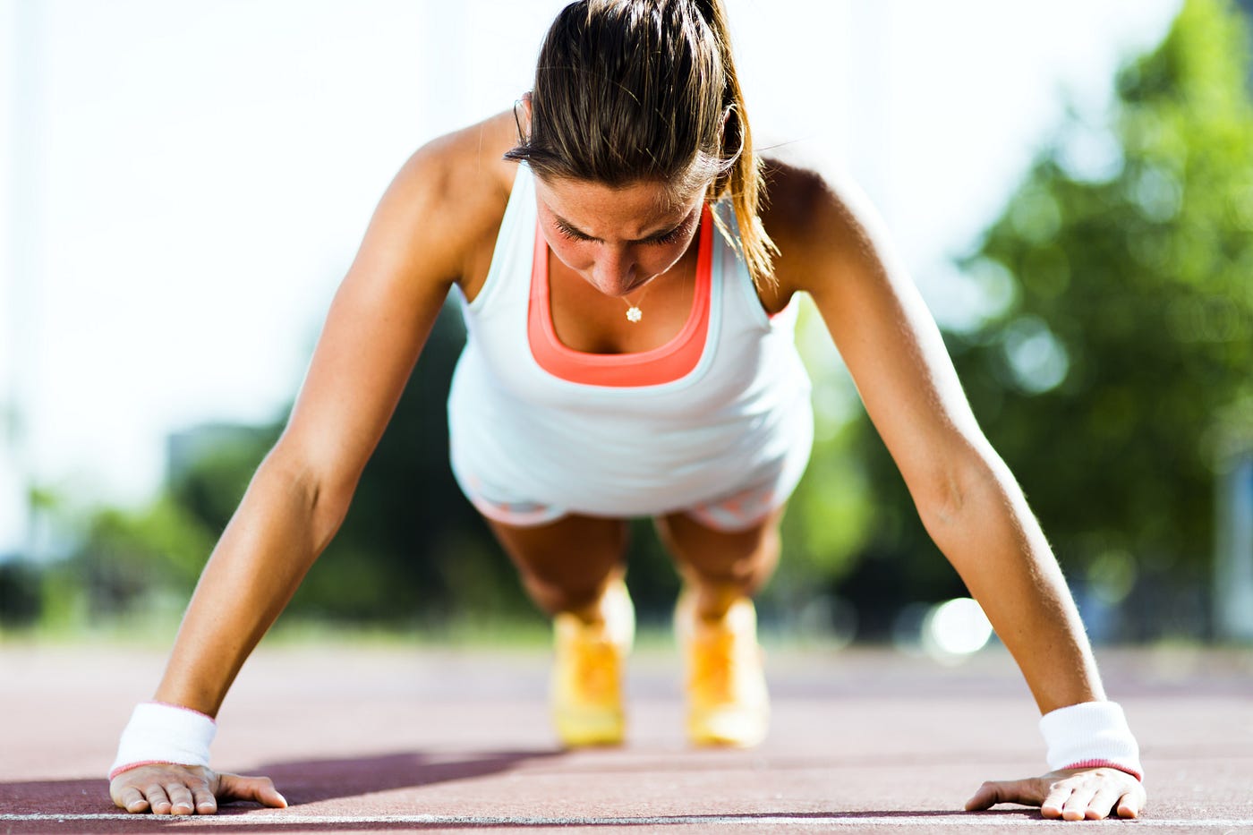 100 pushups 2024 a day woman