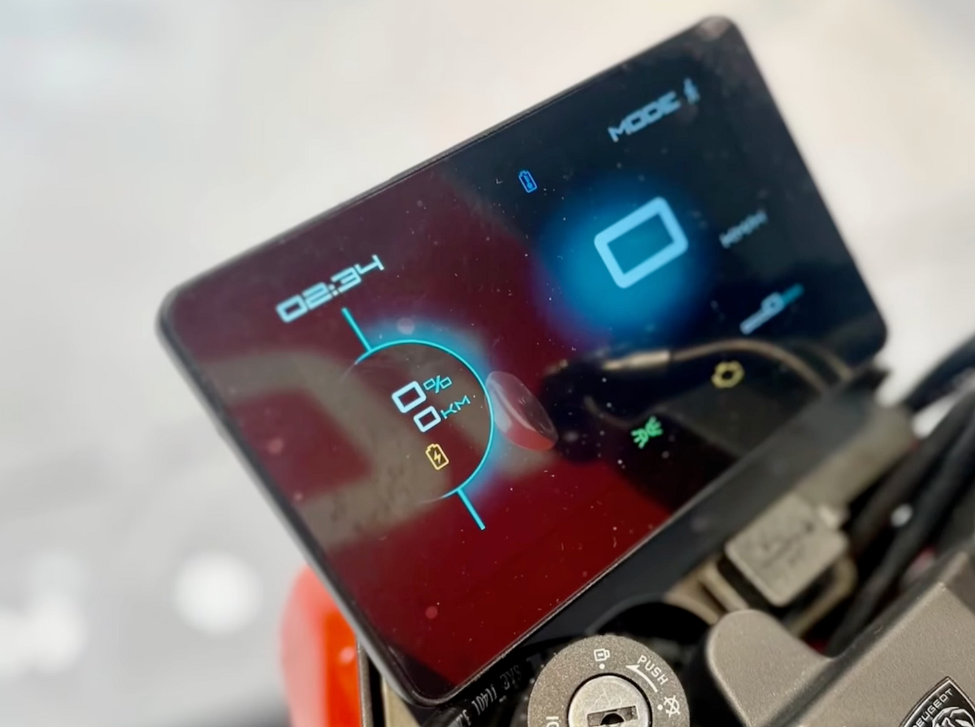 5" TFT Display (media by JC)